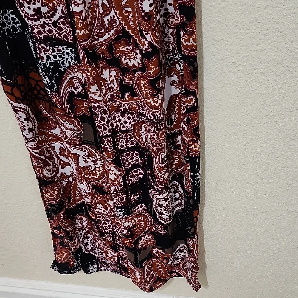Elegant Paisley Maxi Dress - Picture 10 of 12